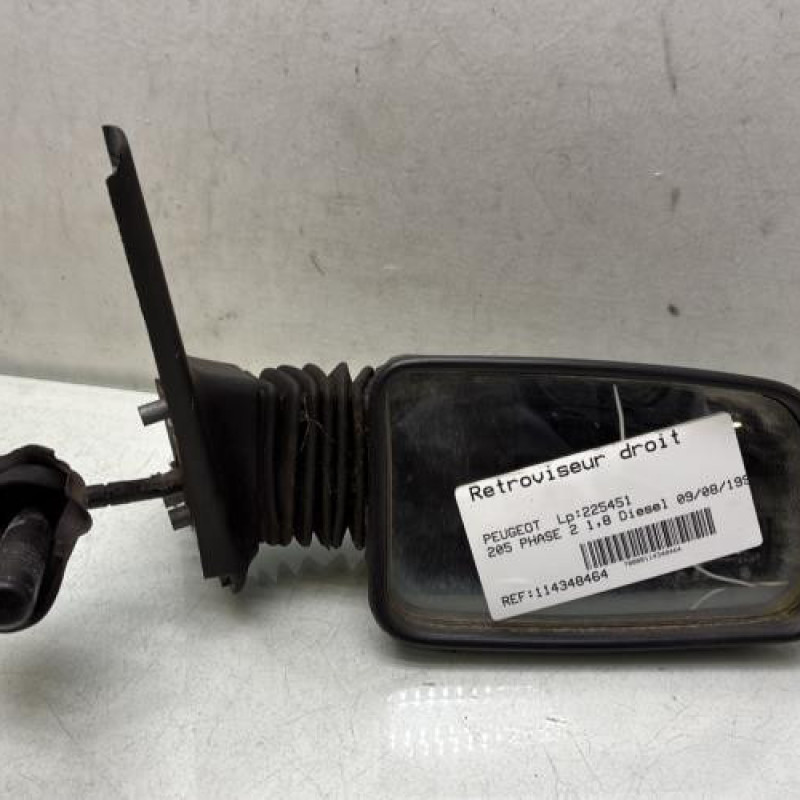 Retroviseur droit PEUGEOT 205 Photo n°1