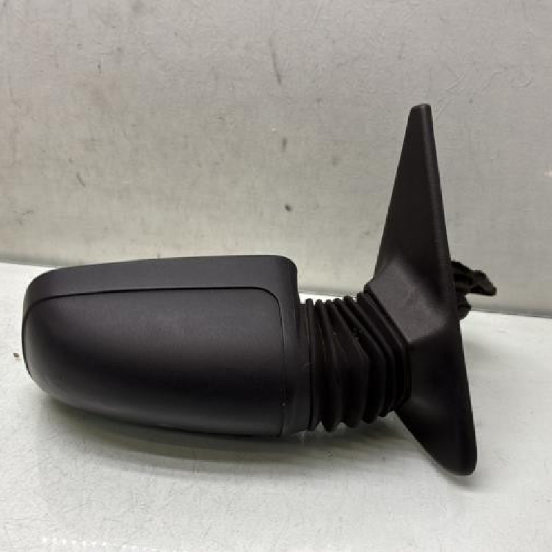 Retroviseur droit PEUGEOT 205 Photo n°3