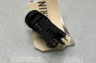 Bouton de warning PEUGEOT 205