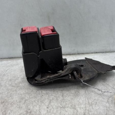 Attache ceinture arriere droit RENAULT CLIO 2 Photo n°1