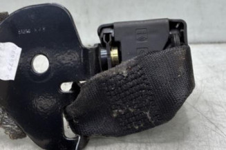 Attache ceinture arriere droit RENAULT CLIO 2