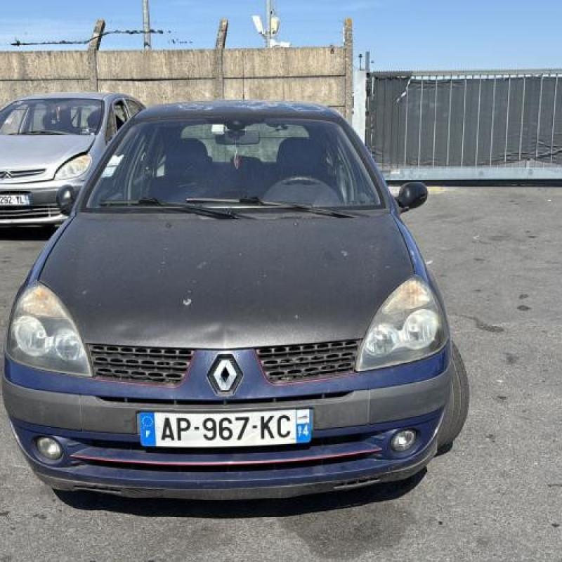 Attache ceinture arriere gauche RENAULT CLIO 2 Photo n°5