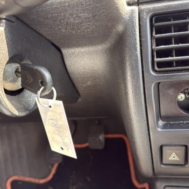 Moteur essuie glace avant CITROEN AX Photo n°17