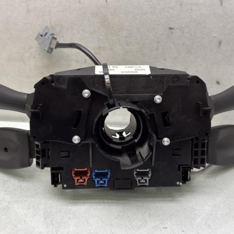 Com (Bloc Contacteur Tournant+Commodo Essuie Glace+Commodo Phare) CITROEN C5 1 Photo n°6