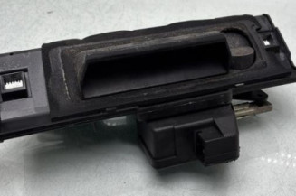 Bouton de coffre PEUGEOT 206 Photo n°1