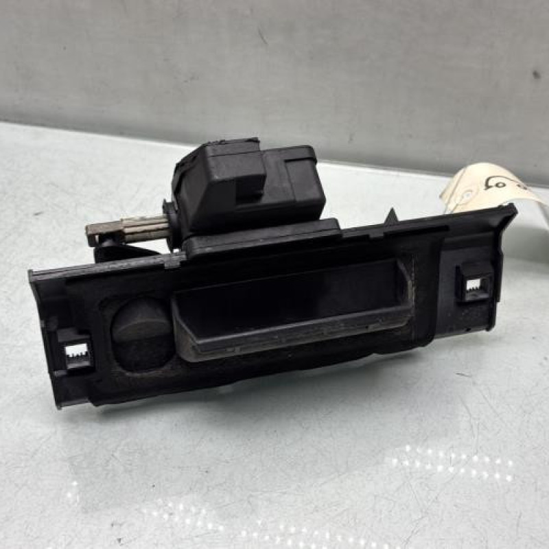 Bouton de coffre PEUGEOT 206 Photo n°4