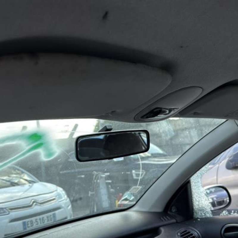 Bouton de coffre PEUGEOT 206 Photo n°18