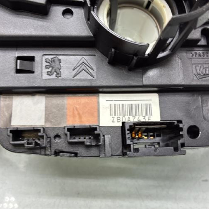 Com (Bloc Contacteur Tournant+Commodo Essuie Glace+Commodo Phare) PEUGEOT 208 1 Photo n°7