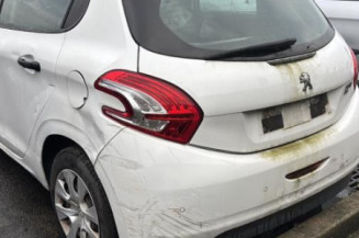 Interrupteur de leve vitre avant droit PEUGEOT 208 1