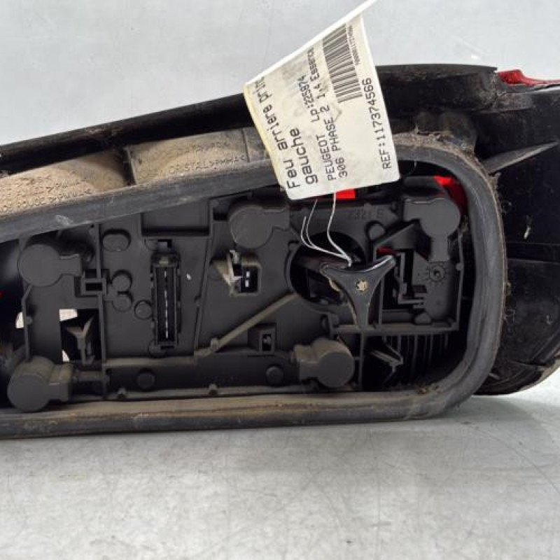 Feu arriere principal gauche (feux) PEUGEOT 306 Photo n°2