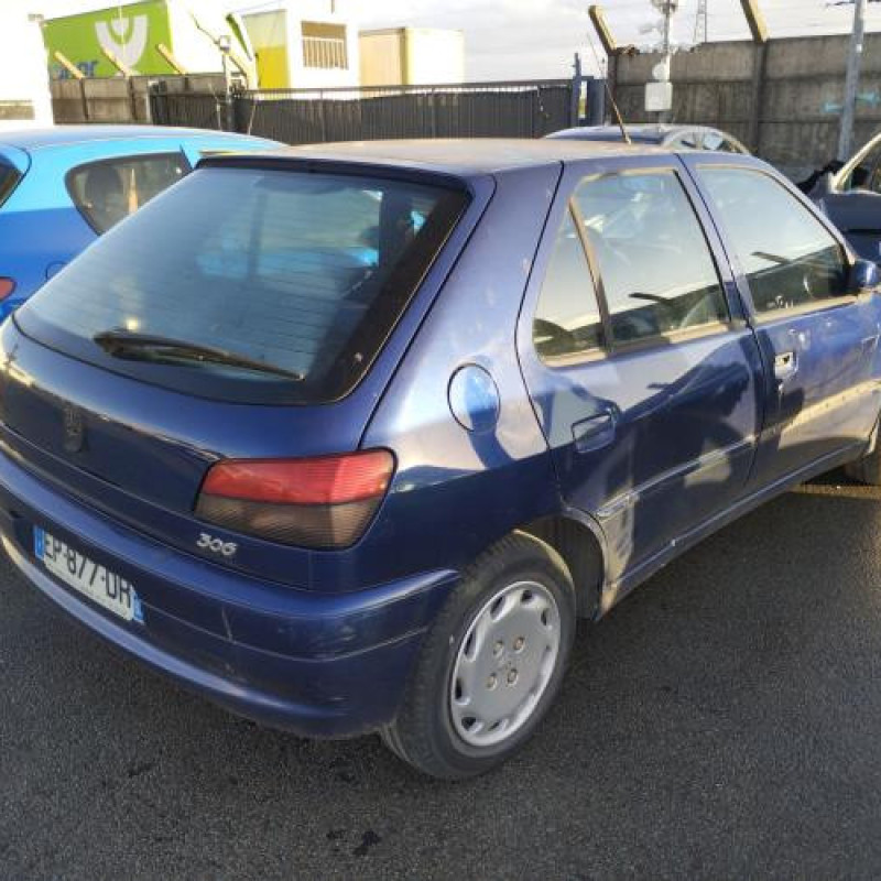 Retroviseur interieur PEUGEOT 306 Photo n°6