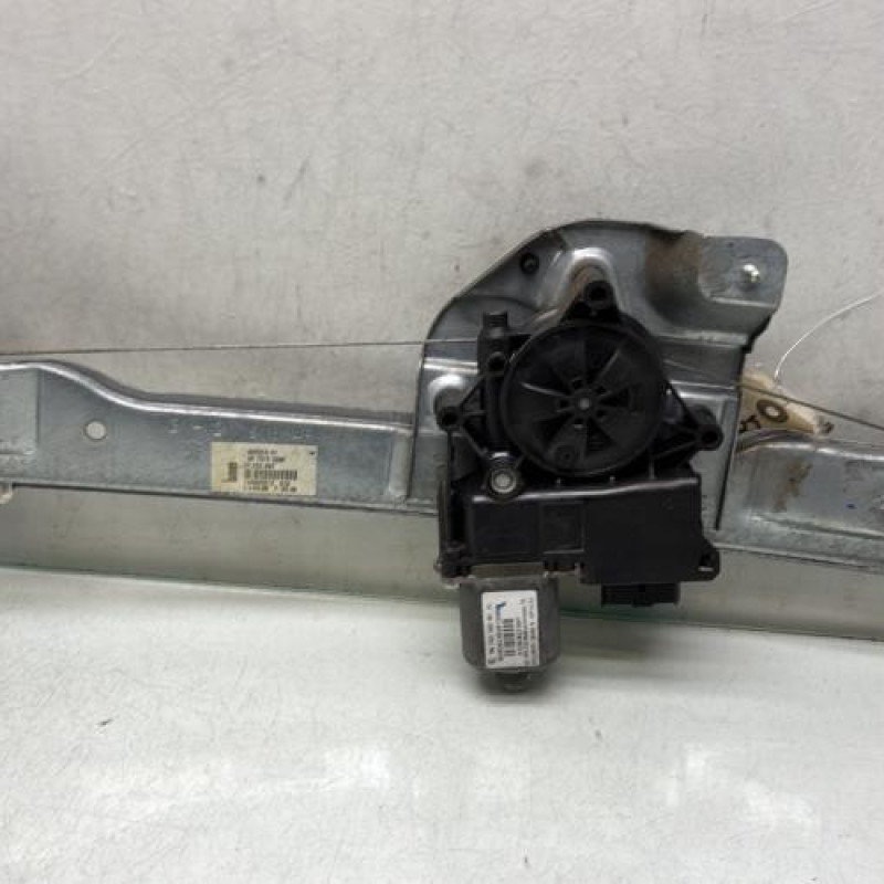 Leve vitre electrique avant gauche PEUGEOT 208 1 Photo n°3