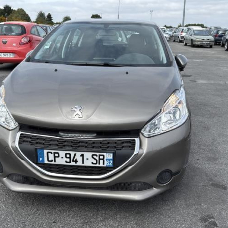 Leve vitre electrique avant gauche PEUGEOT 208 1 Photo n°17