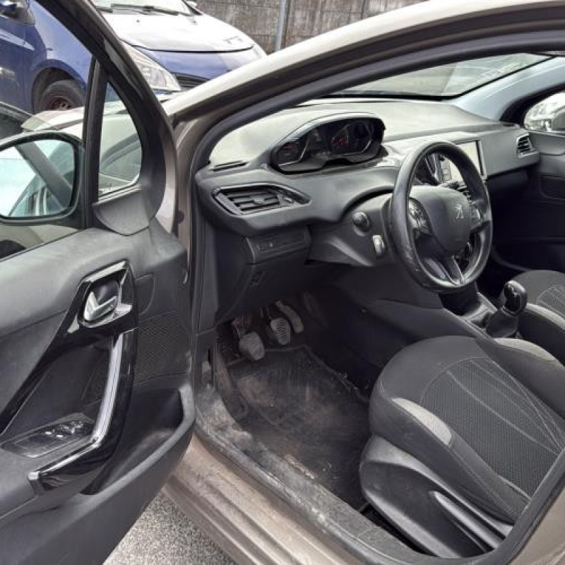 Leve vitre electrique avant gauche PEUGEOT 208 1 Photo n°18