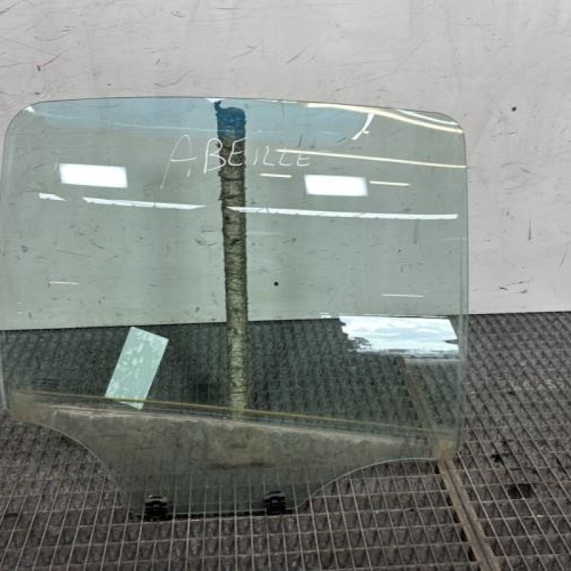 Vitre arriere droit CITROEN C3 2 Photo n°1