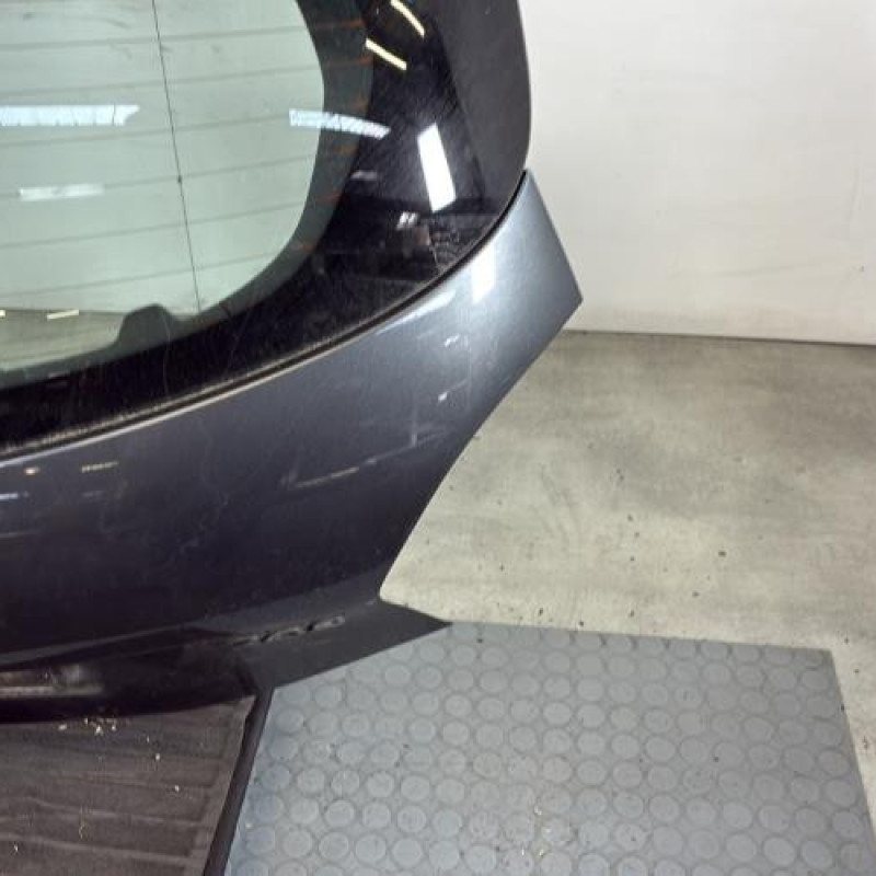 Malle/Hayon arriere PEUGEOT 208 1 Photo n°4