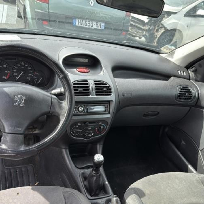 Bouchon de carburant PEUGEOT 206 Photo n°16