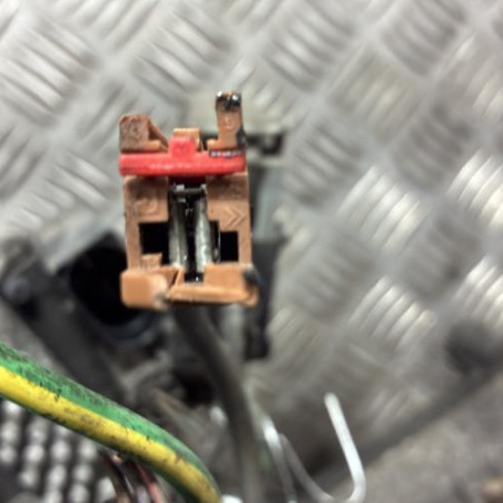 Cremaillere assistee PEUGEOT 207