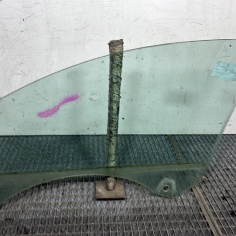 Vitre avant droit AUDI A6 3 Photo n°4