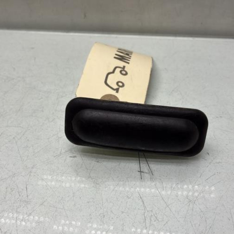 Bouton de coffre CITROEN C3 2 Photo n°1