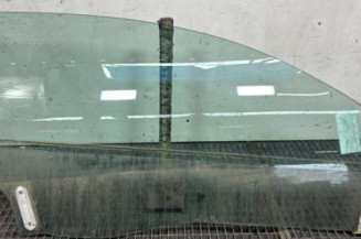 Vitre avant droit ALFA ROMEO GT Photo n°1