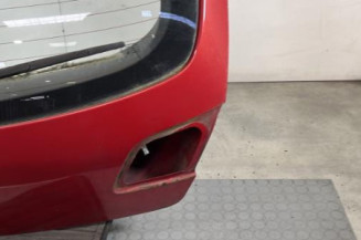 Malle/Hayon arriere MAZDA 3 1