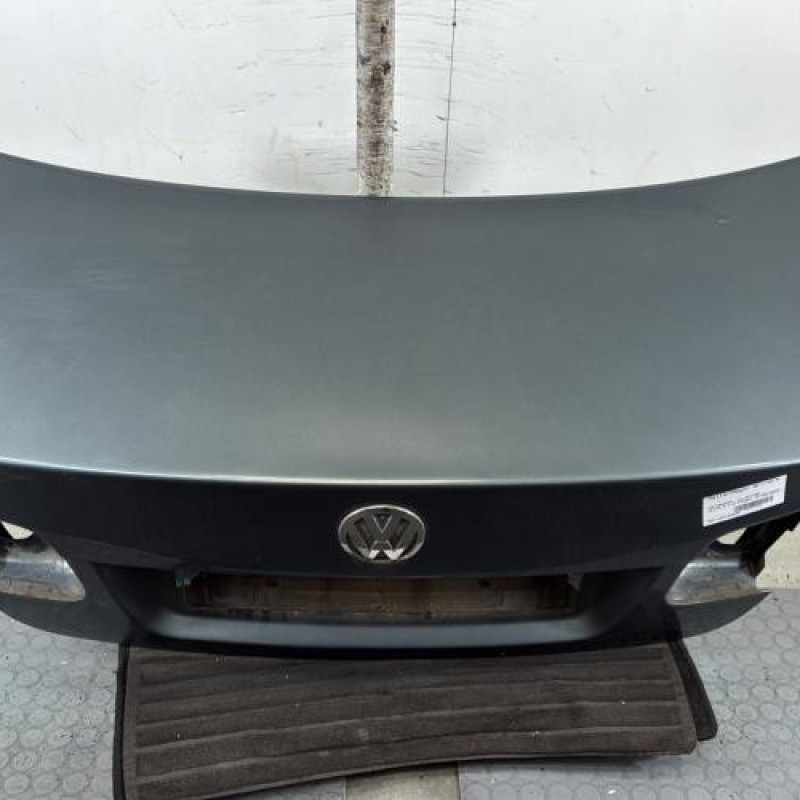 Malle/Hayon arriere VOLKSWAGEN JETTA 3 Photo n°1