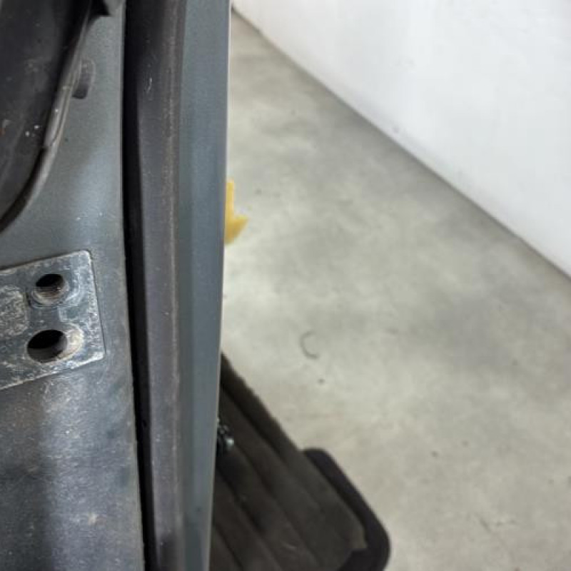 Porte avant droit VOLKSWAGEN JETTA 3 Photo n°4