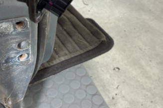 Porte avant droit VOLKSWAGEN JETTA 3