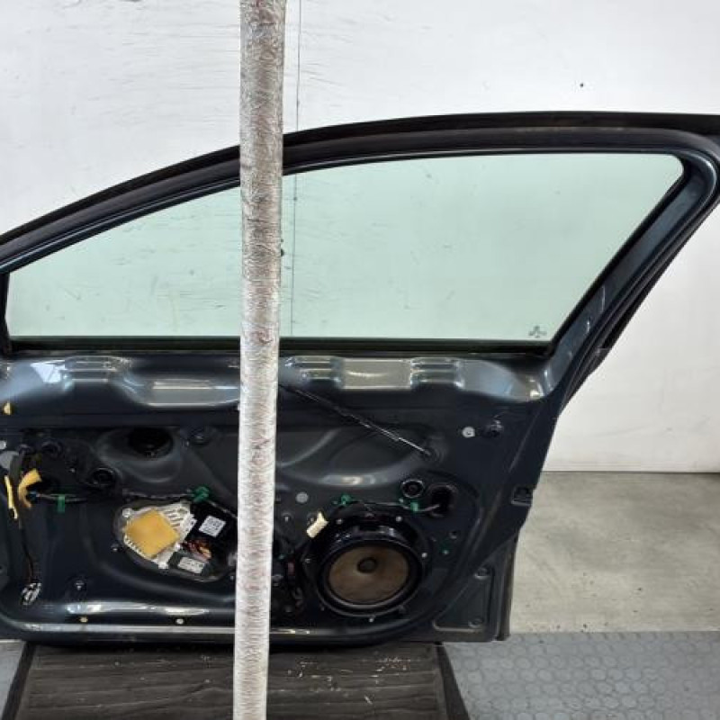 Porte avant droit VOLKSWAGEN JETTA 3 Photo n°6