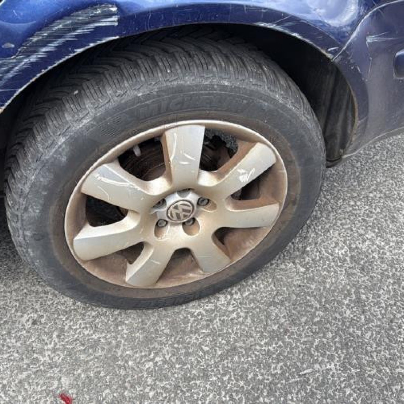 Calandre VOLKSWAGEN GOLF 4 Photo n°14