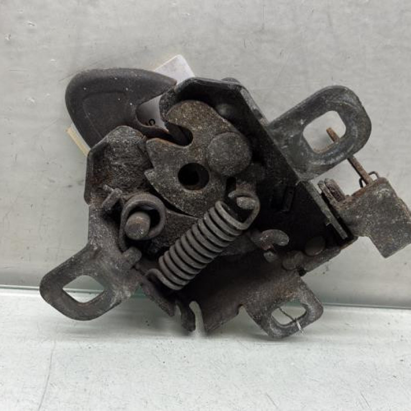 Fermeture de capot FIAT STILO Photo n°2