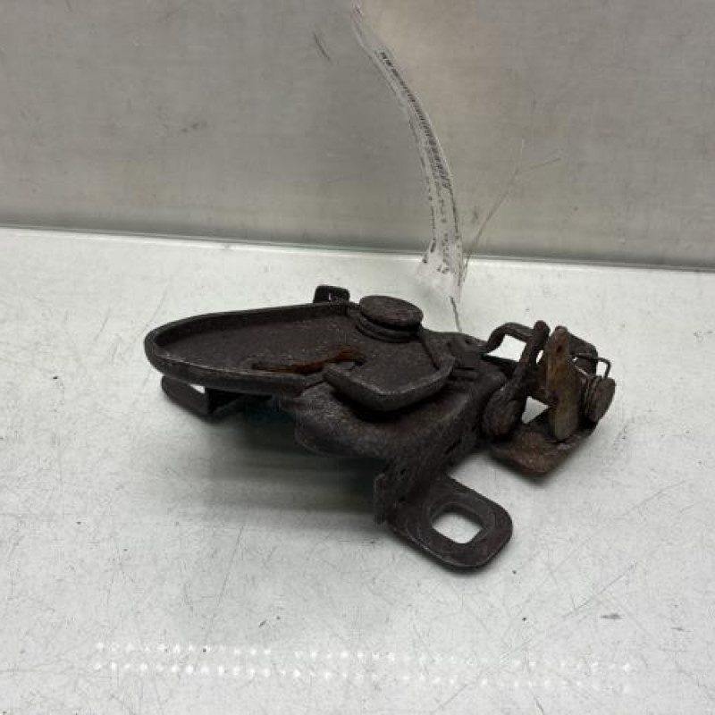 Fermeture de capot FIAT STILO Photo n°3
