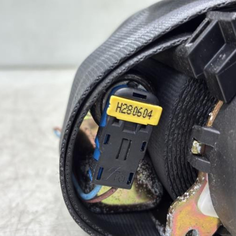 Pretensionneur de ceinture arriere gauche RENAULT MEGANE 2 Photo n°6