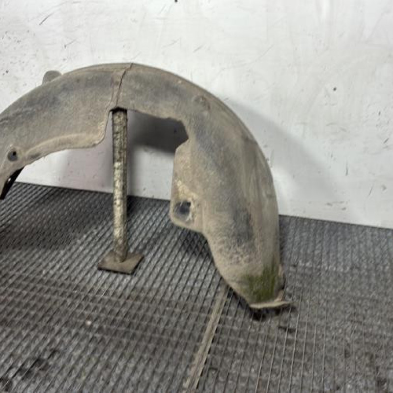 Pare boue arriere droit BMW X3 F25 Photo n°4