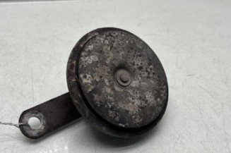 Avertisseur/Klaxon TOYOTA YARIS 1 Photo n°1