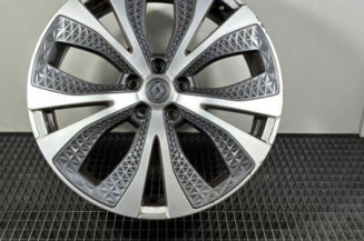 Jante RENAULT SCENIC 4 Photo n°1