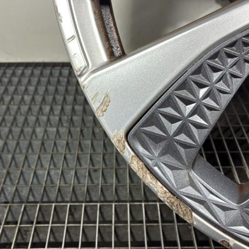 Jante RENAULT SCENIC 4 Photo n°3