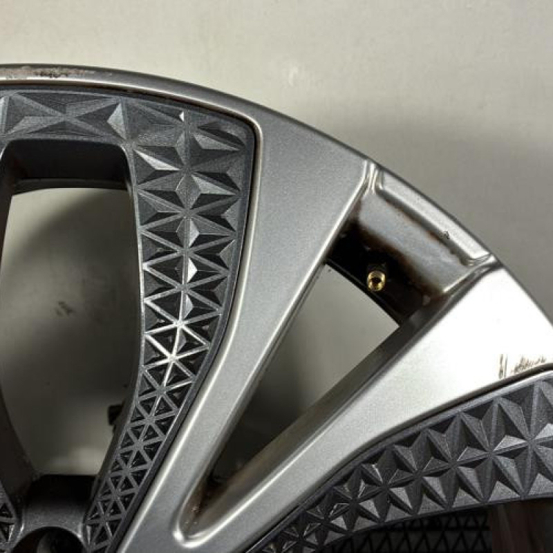 Jante RENAULT SCENIC 4 Photo n°4