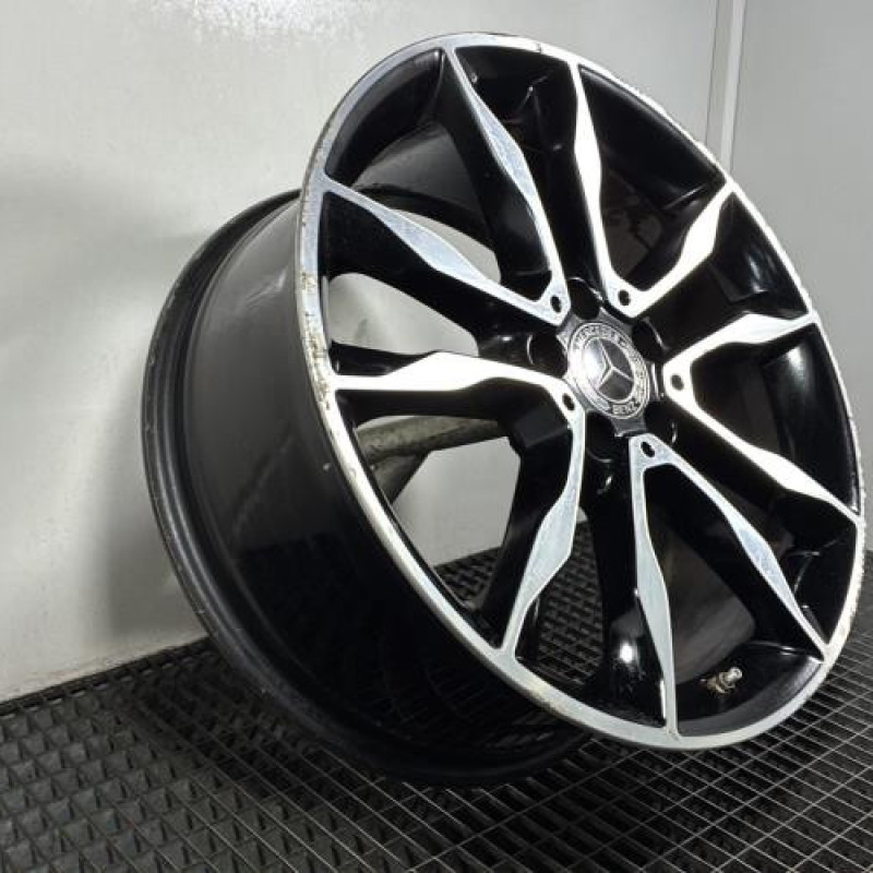 Jante MERCEDES CLASSE GLA 156 Photo n°6