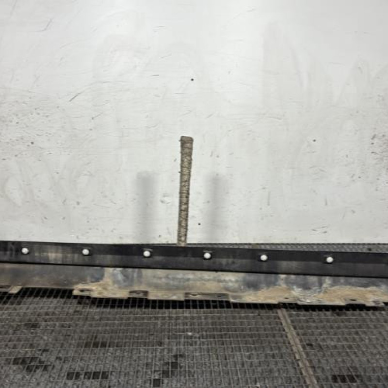 Bas de caisse gauche BMW X3 F25 Photo n°4