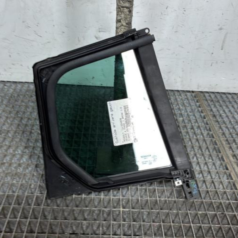 Custode arriere gauche (porte) RENAULT MEGANE 4 Photo n°4