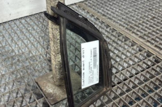 Custode avant droit (porte) TOYOTA YARIS 2