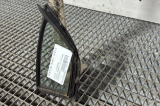 Custode avant droit (porte) TOYOTA YARIS 2