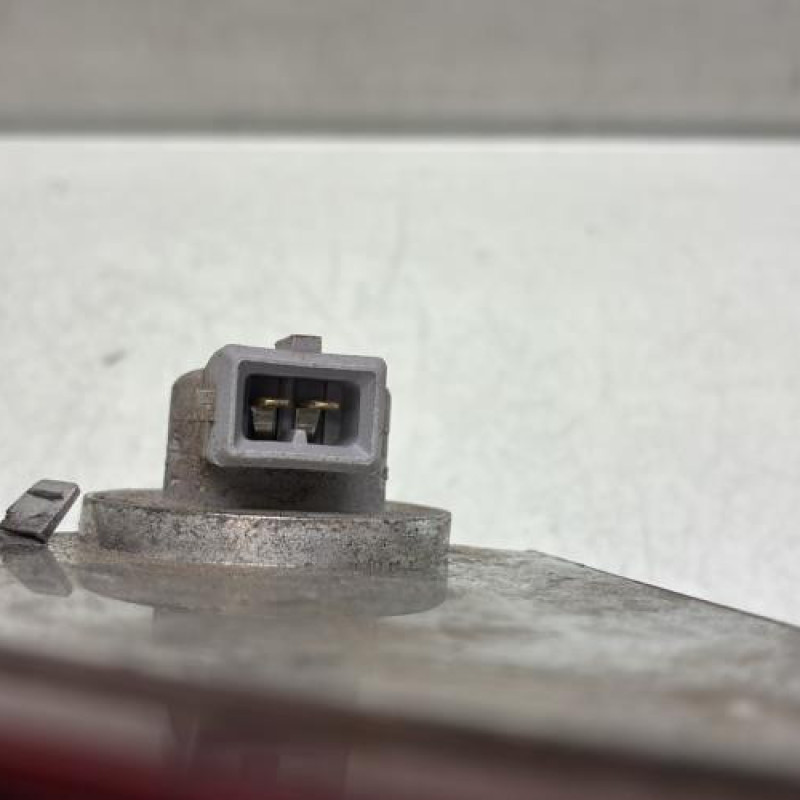 Anti brouillard arriere droit RENAULT KADJAR Photo n°4