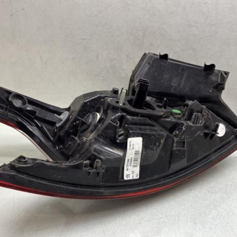 Feu arriere principal gauche (feux) PEUGEOT 308 2 Photo n°4