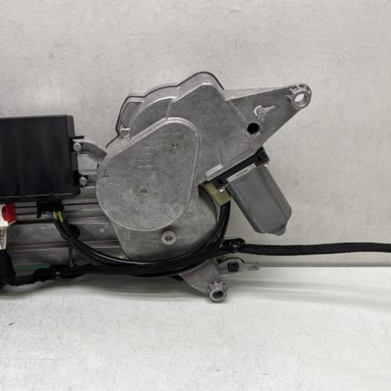 Moteur ouverture de Coffre/Malle/Hayon CITROEN C5 2 Photo n°1