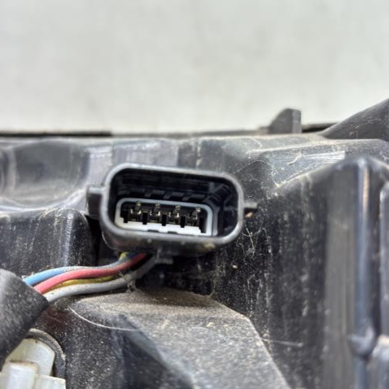 Feu arriere principal gauche (feux) RENAULT MEGANE 4 Photo n°3