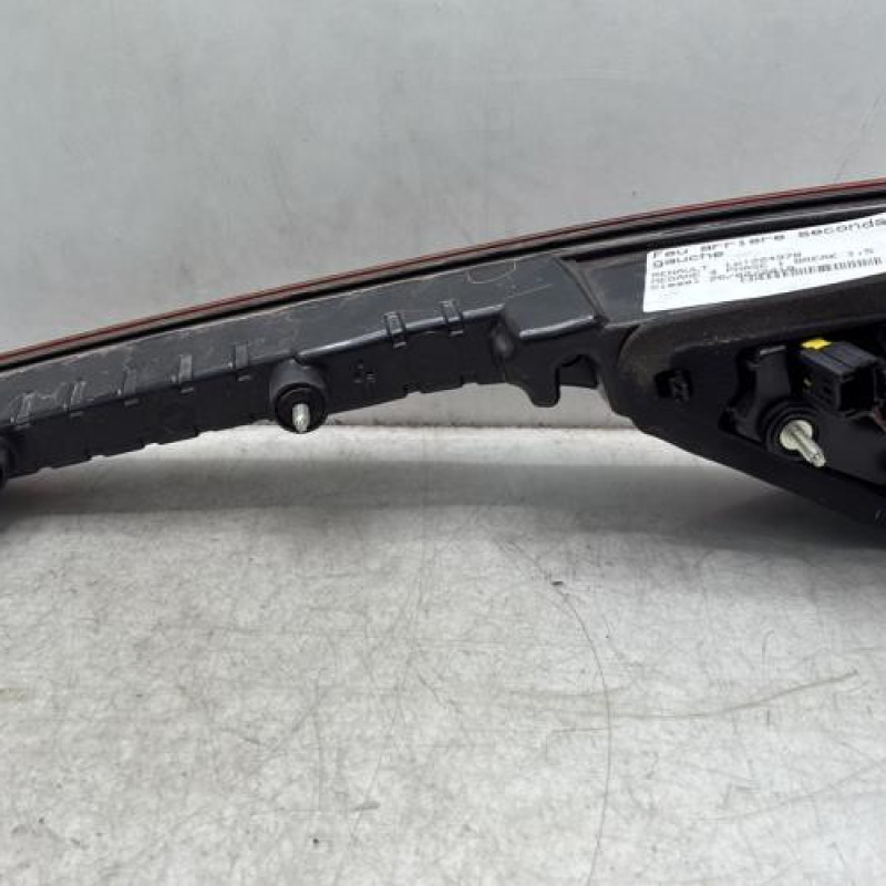 Feu arriere secondaire gauche (feux) RENAULT MEGANE 4 Photo n°2