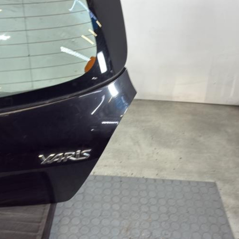 Malle/Hayon arriere TOYOTA YARIS 2 Photo n°4